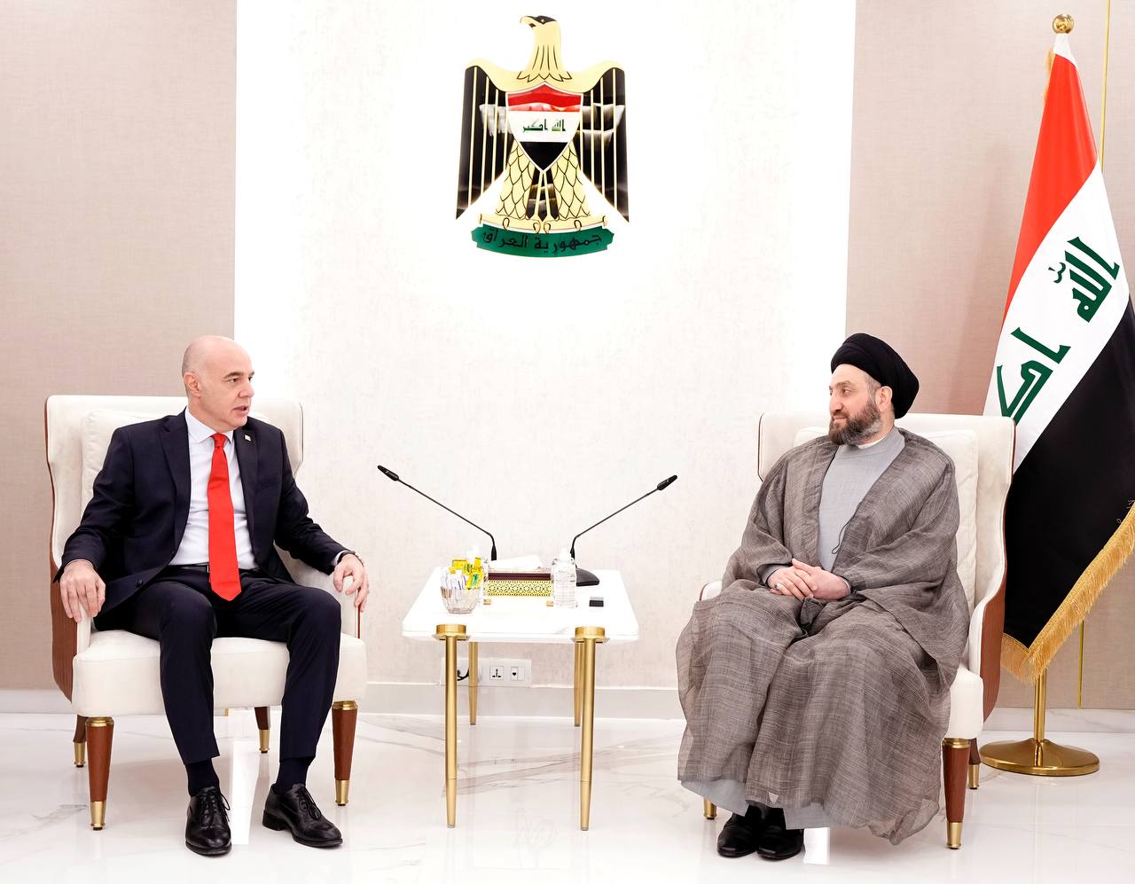 الحكيم والسفير التركي