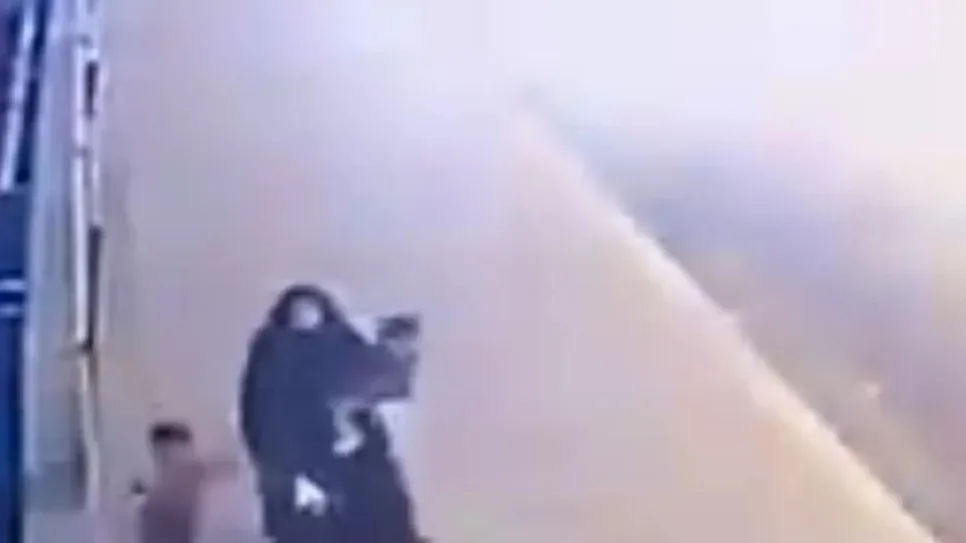 عنف .jpg
