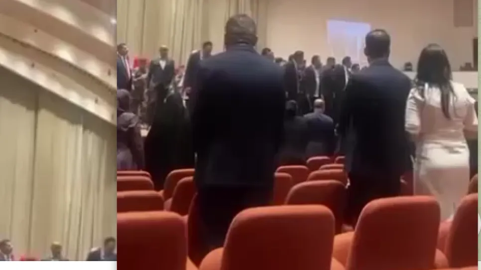 عراك مجلس النواب.PNG