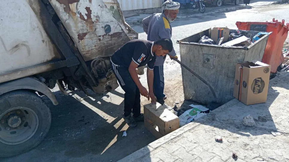 حاويات فساد.jpg