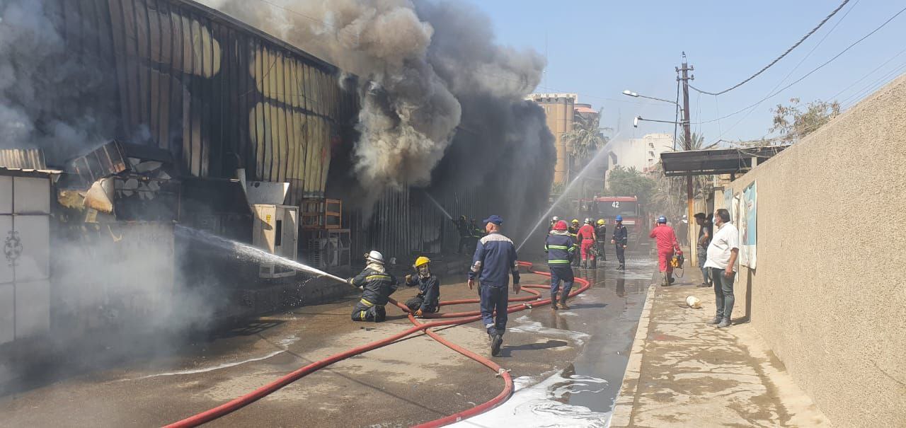حريق في منطقة القصر الأبيض
