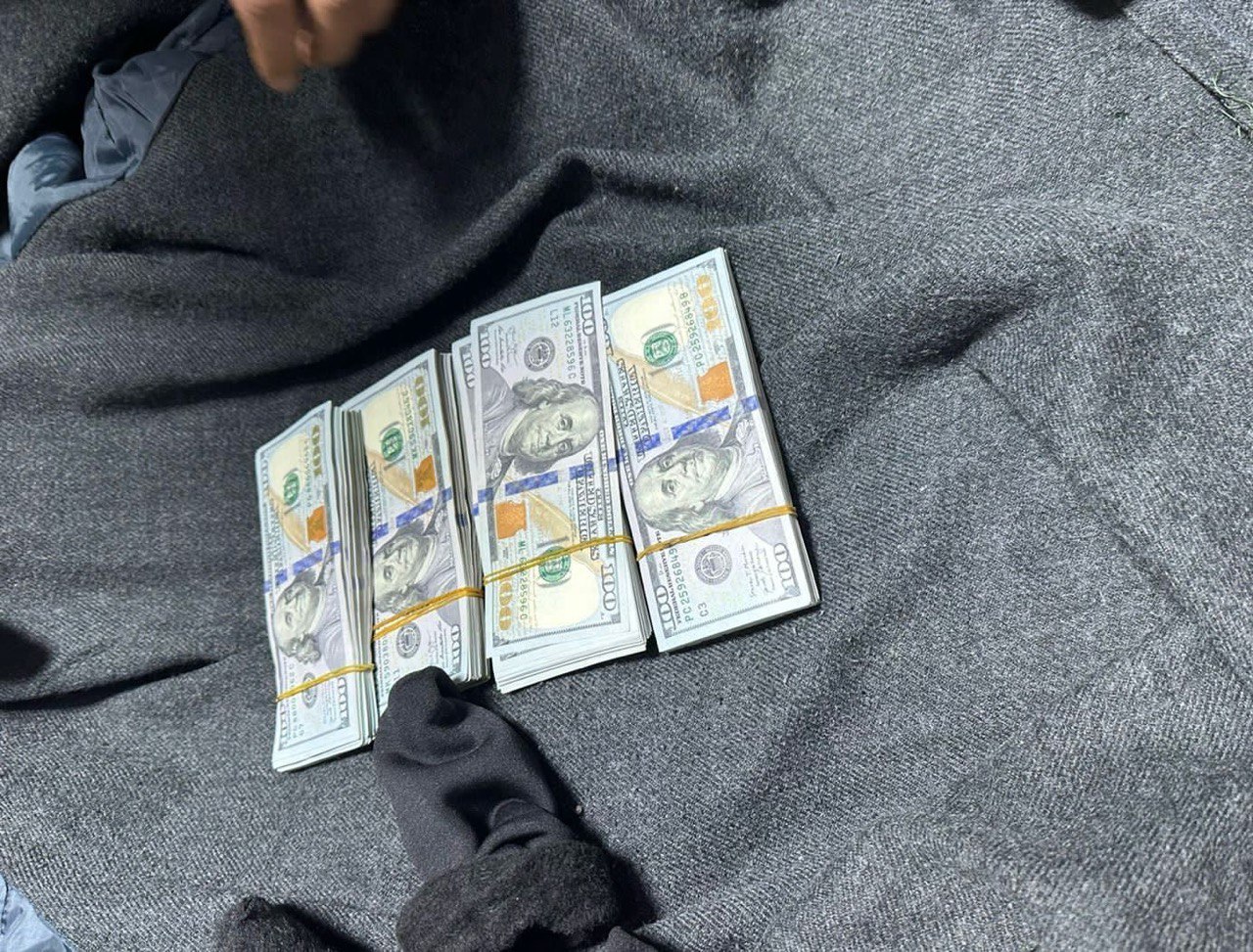 33