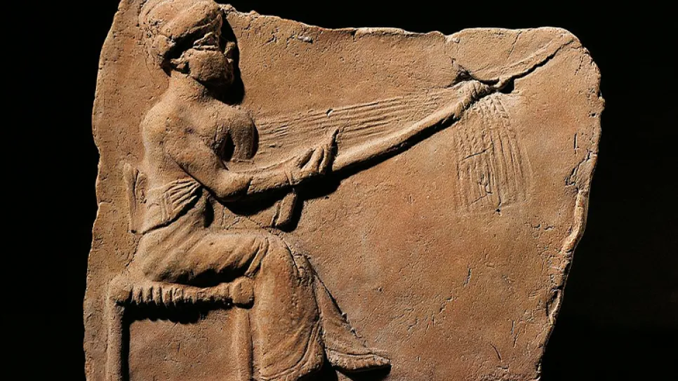 آثار امرأة .jpg