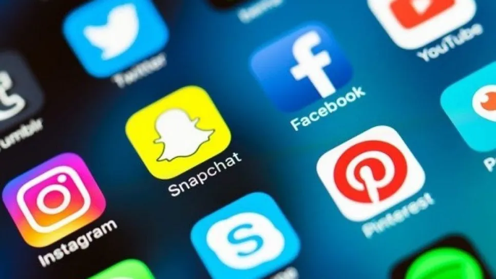 benefits-and-harms-of-social-media.jpg