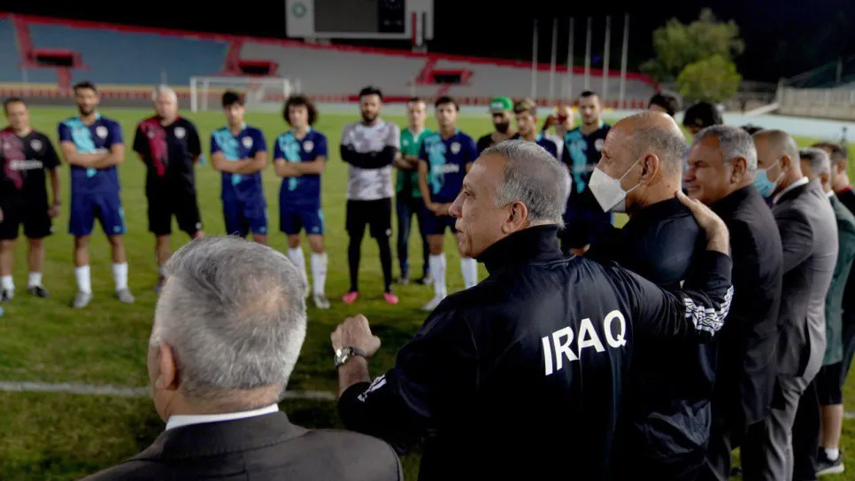 مصطفى الكاظمي والمنتخب الوطني العراقي.jpg
