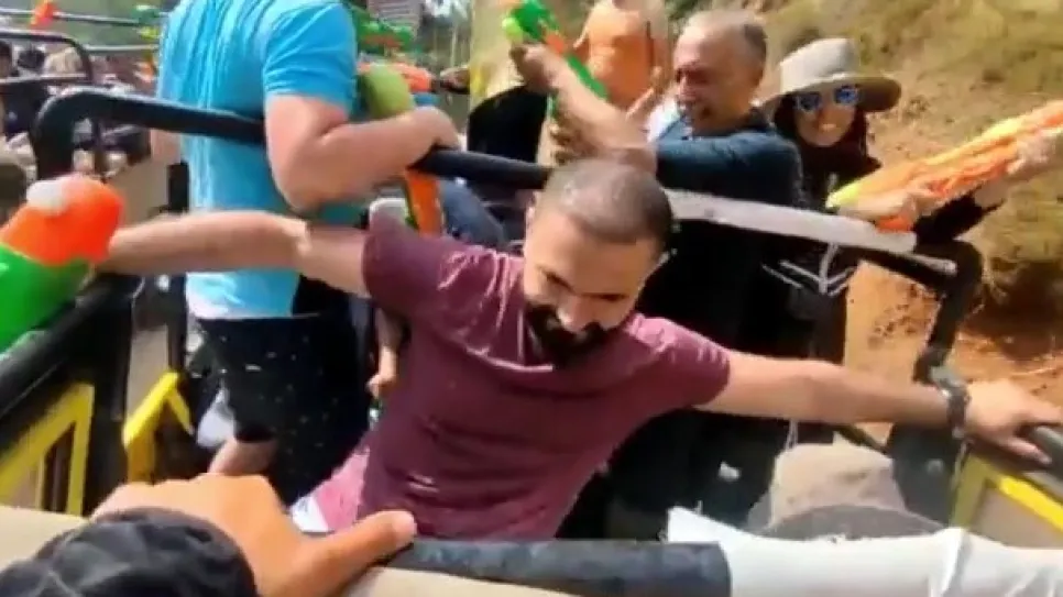 حادث.jpg