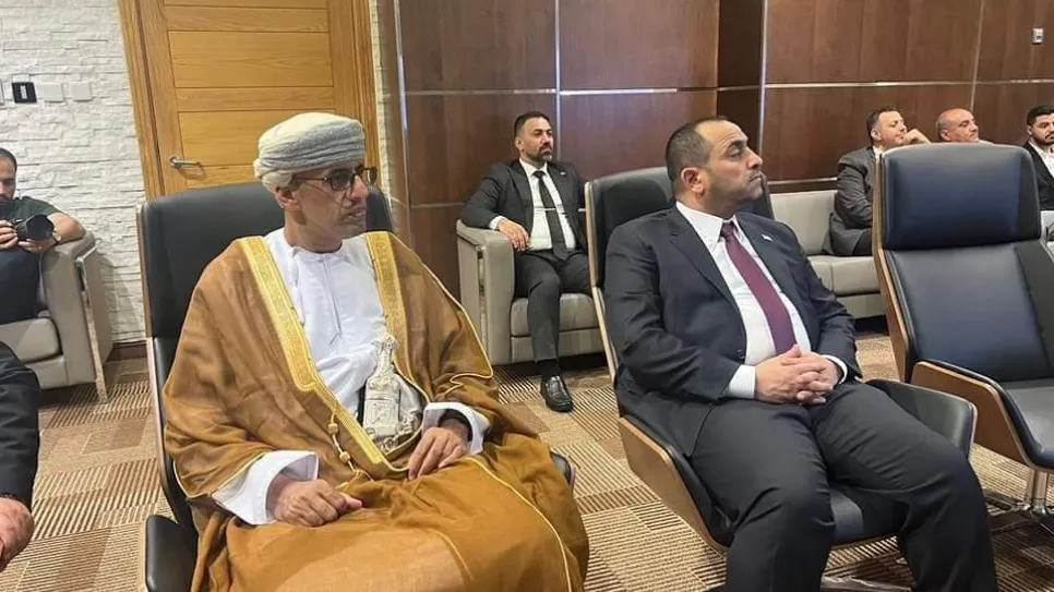 وزير الكهرباء علي.jpg