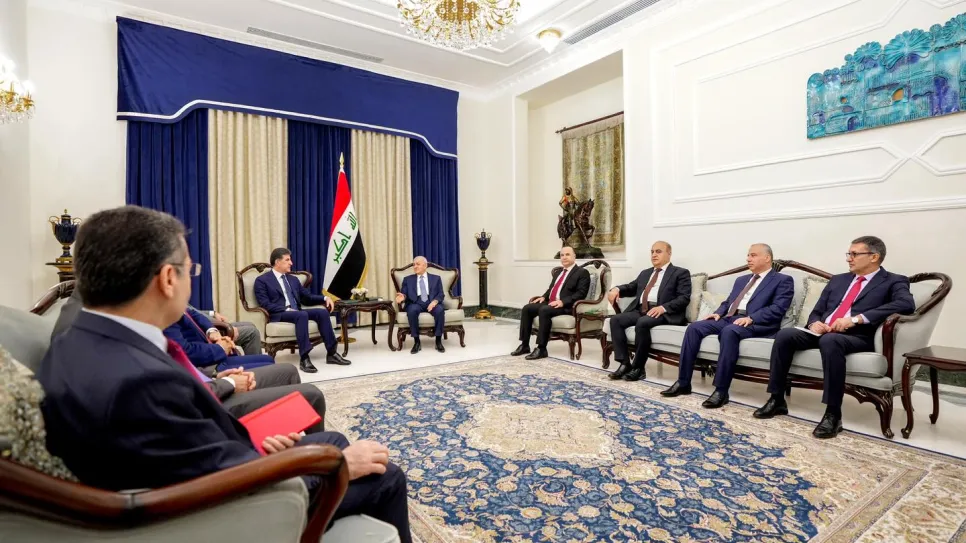 رئيس الجمهورية وبارزاني.jpg