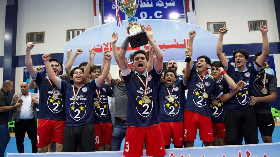 شباب نفط البصرة لدوري الصالات.jpg