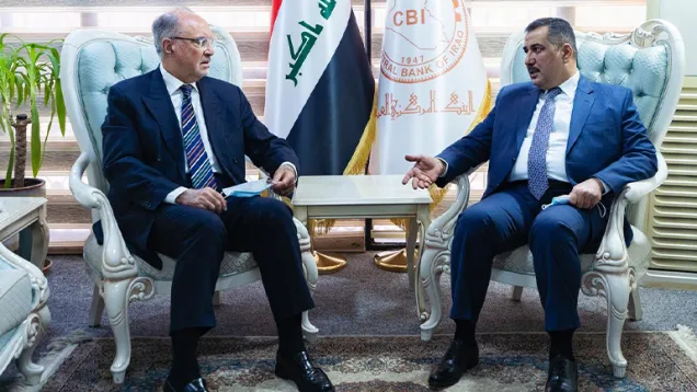 محافظ البنك المركزي وزير المالية .jpg