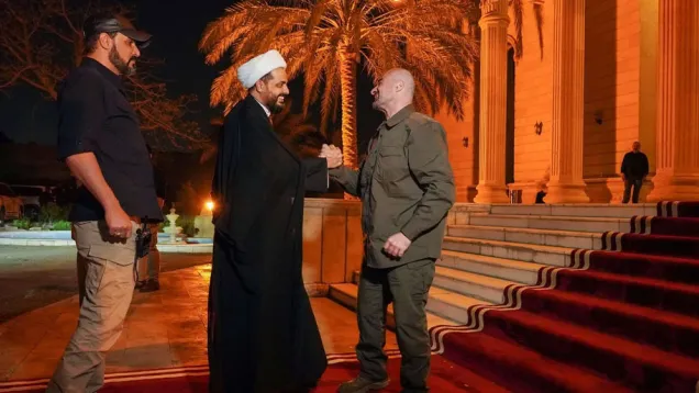 طالباني الخزعلي .jpg
