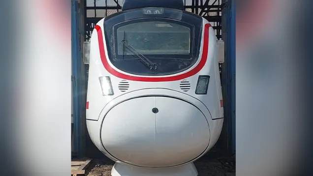 قطار .jpg