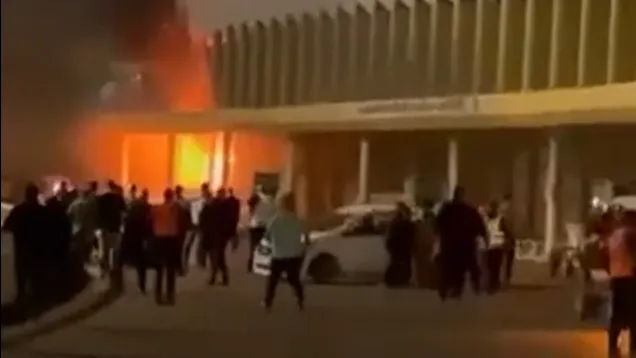حريق مطار بغداد.png
