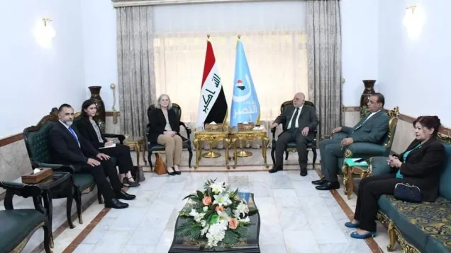 العبادي والسفيرة الأمريكية.jpg